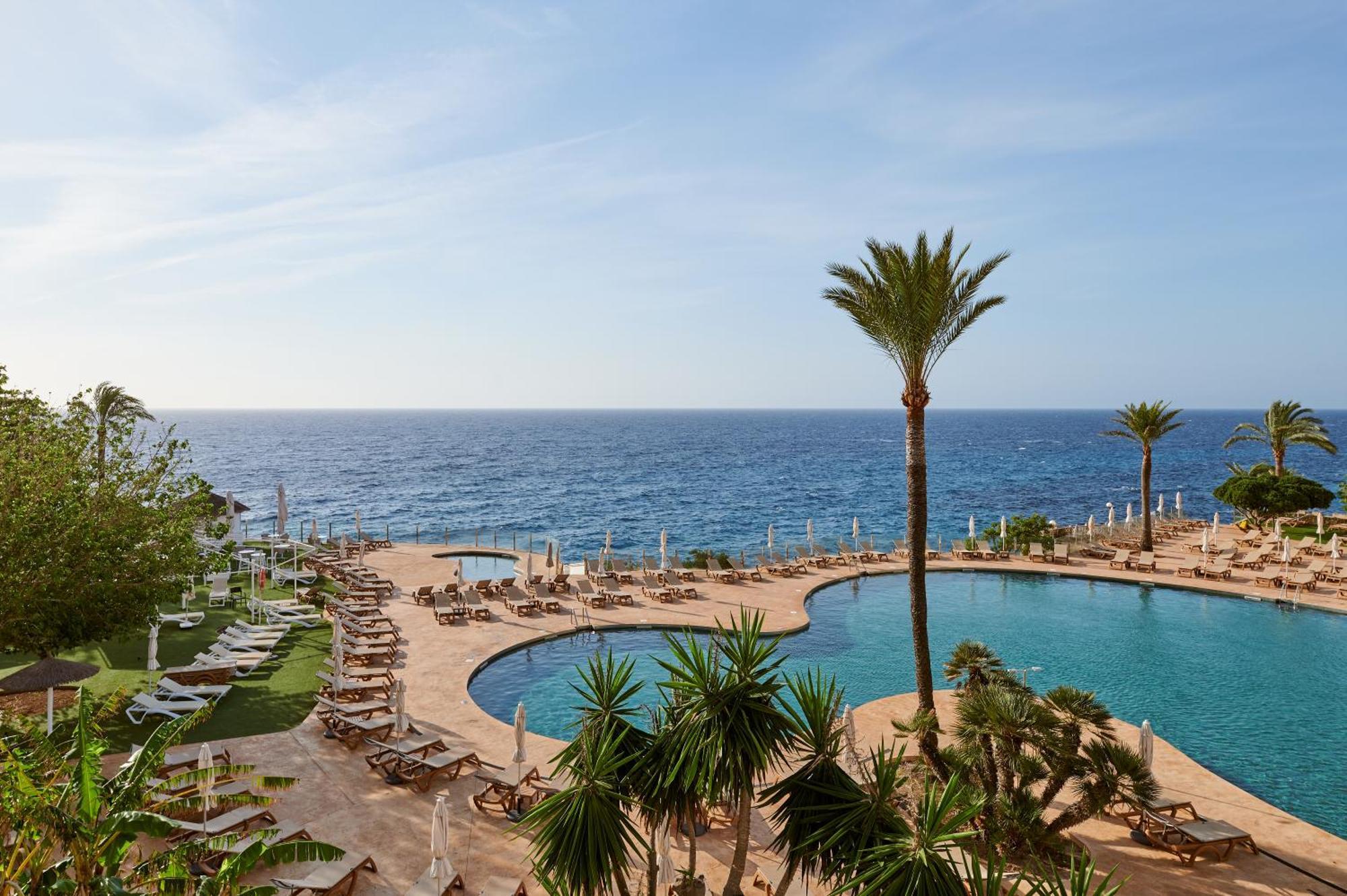 Alua Calas De Mallorca Resort ภายนอก รูปภาพ